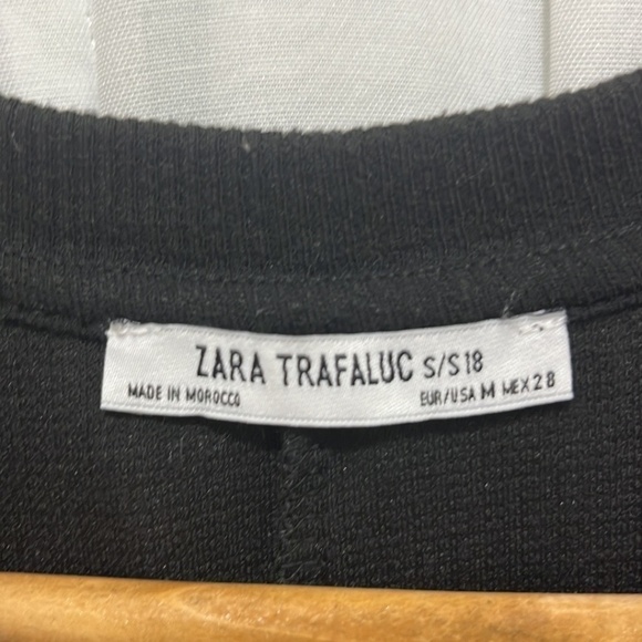 Zara Knit Black Dress with White Trim a164 - Picture 2 of 3